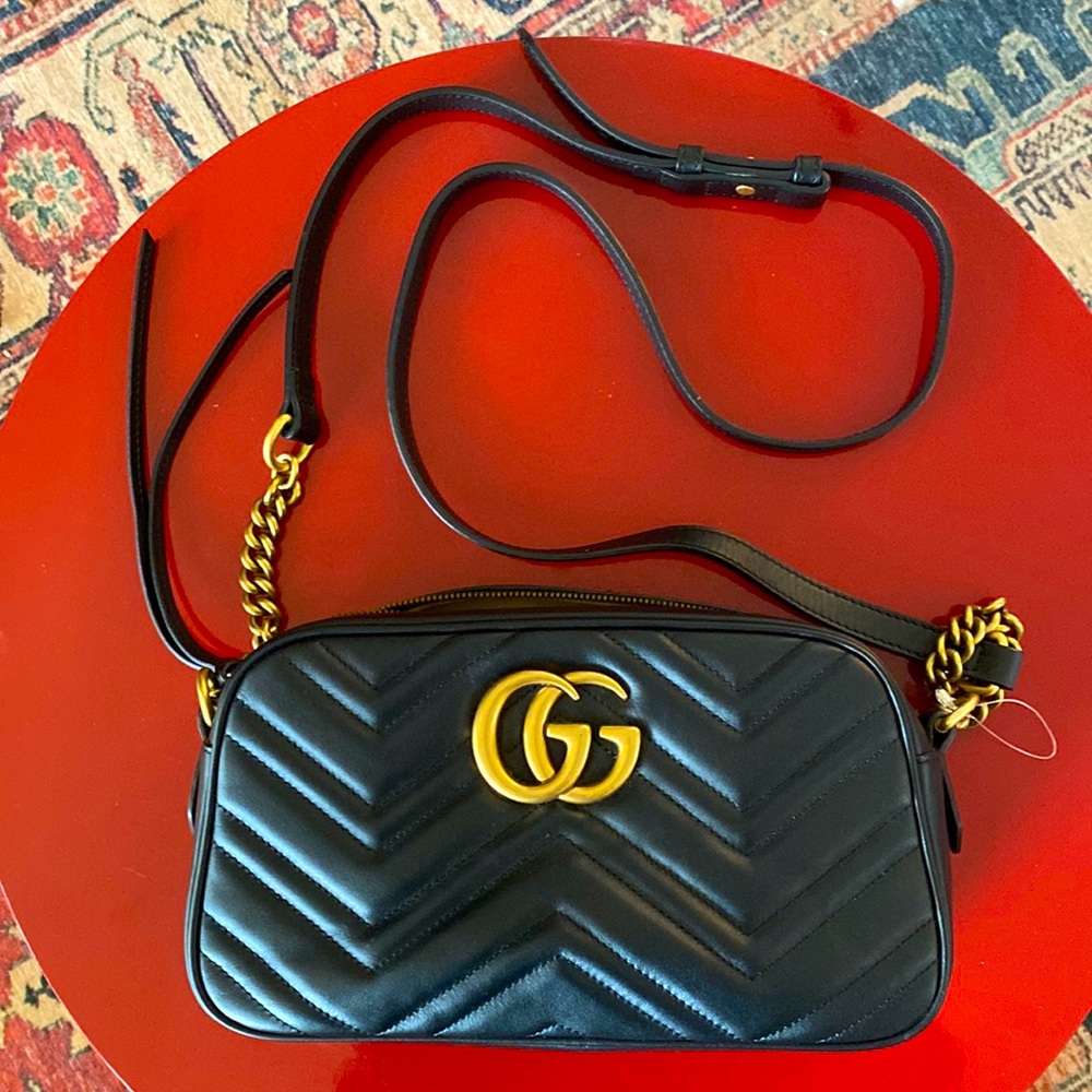 Available! Authentic Gucci GG Marmont Matelassé Small Size in Like-New Condition